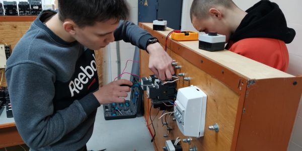 -5327922981437041518_121